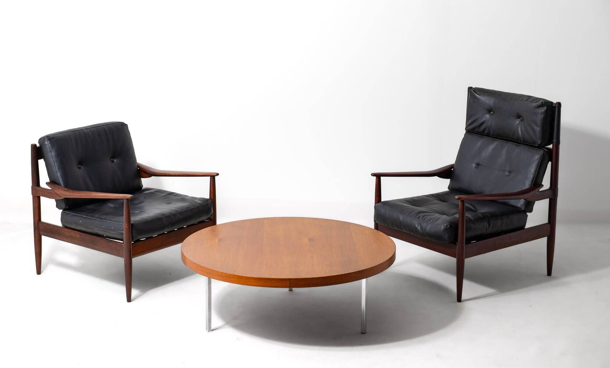 Table basse ronde Koh Liang Le