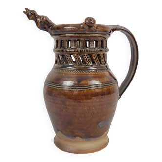 Deceptive stoneware pitcher Jean-Claude Seguin / Puisaye