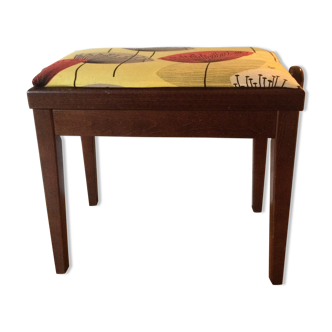Adjustable piano stool