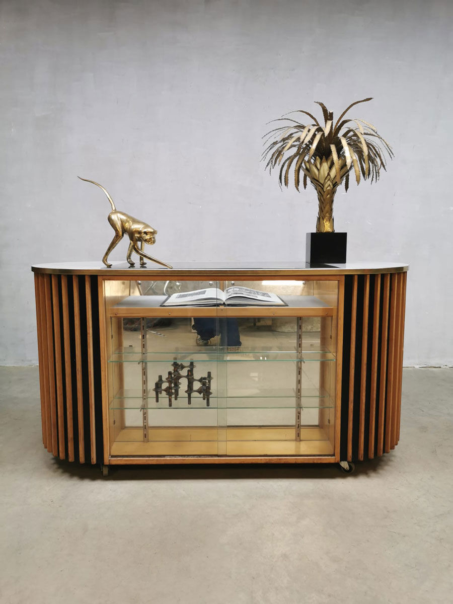 Comptoir de vitrine vintage müller & meissner