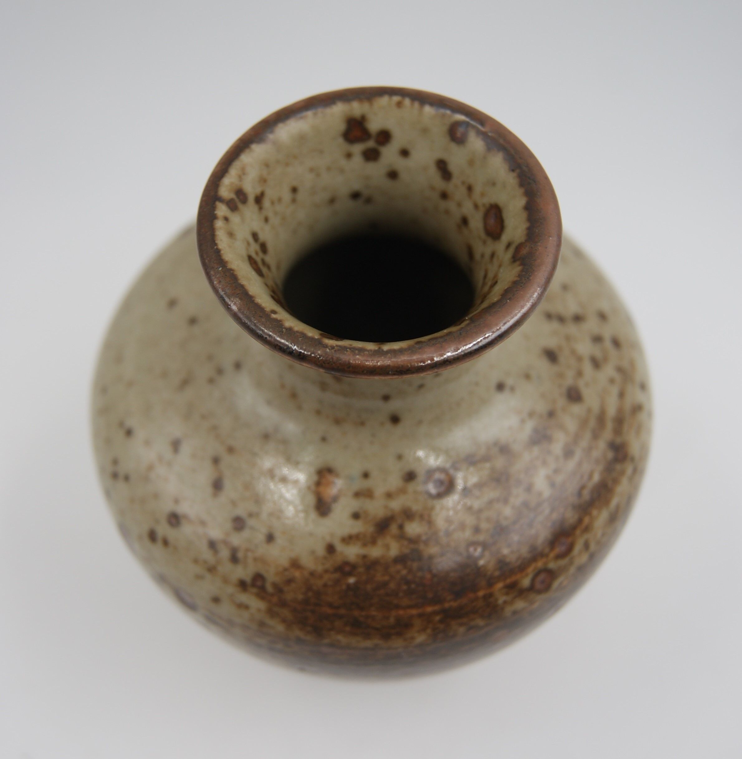 Vase sandstone pyrity Cep vintage