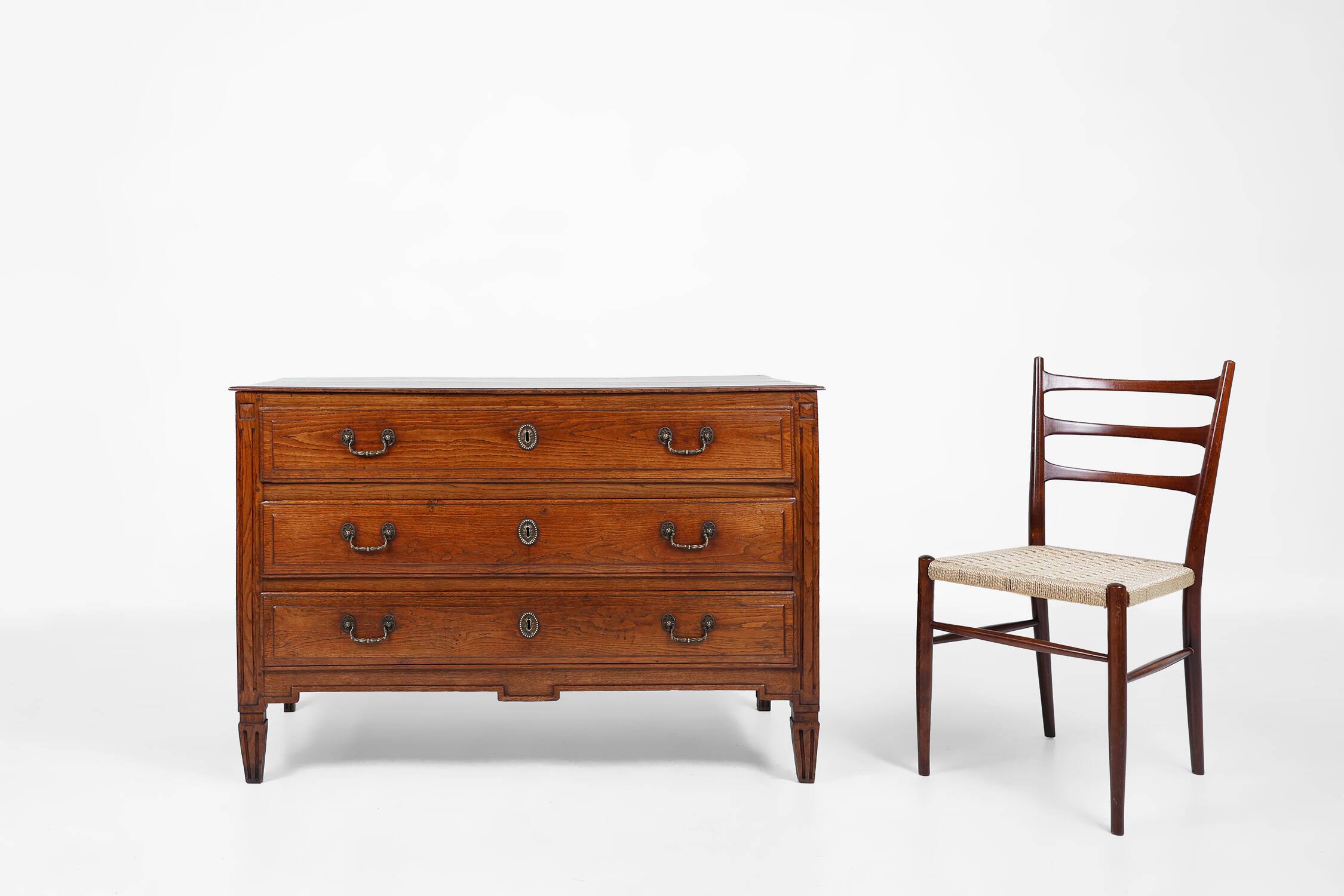 French rustic chest of drawers in solid oak with 3 drawers, ca. 1850