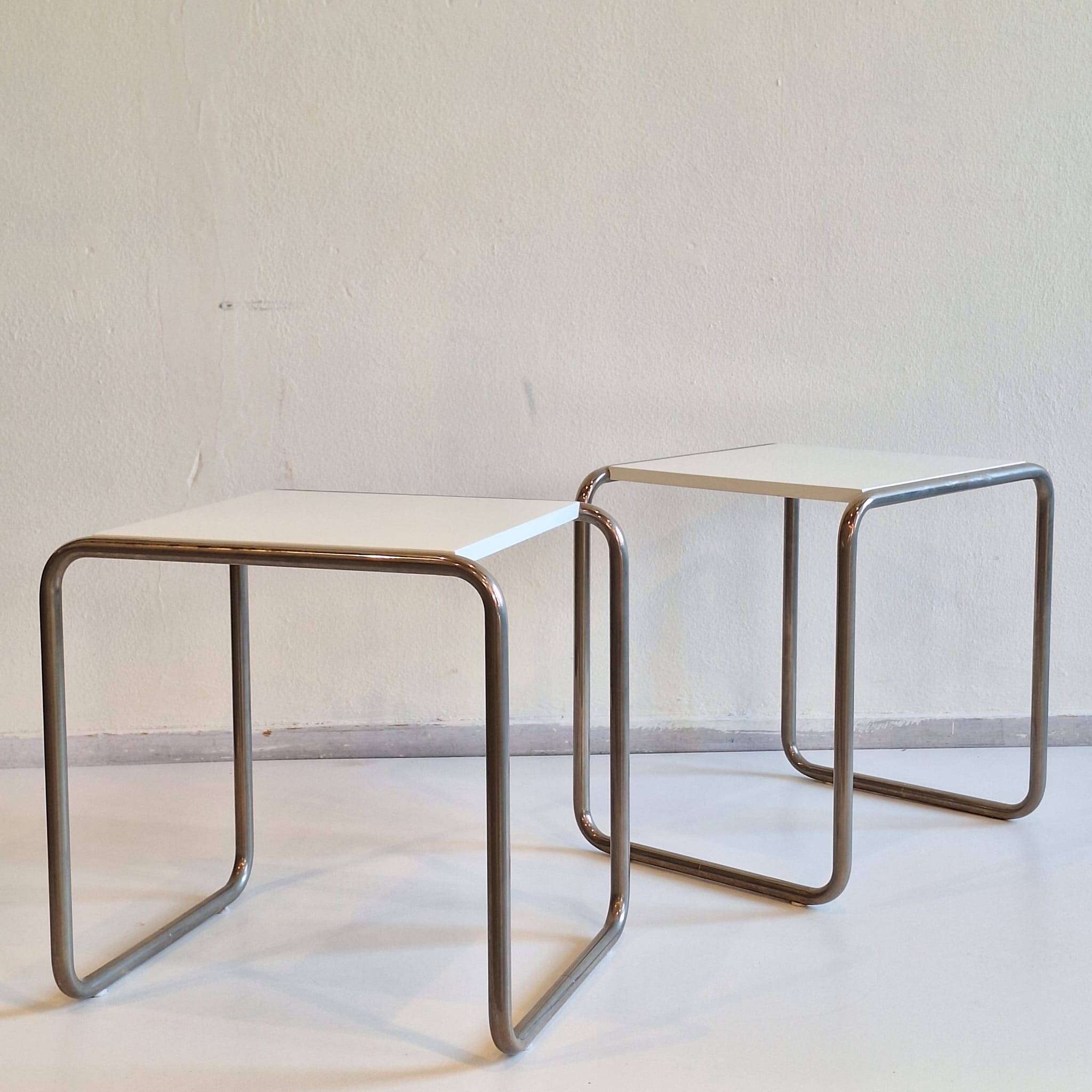 Ensemble de 2 tables d'appoint B9 Marcel Breuer pour Tecta