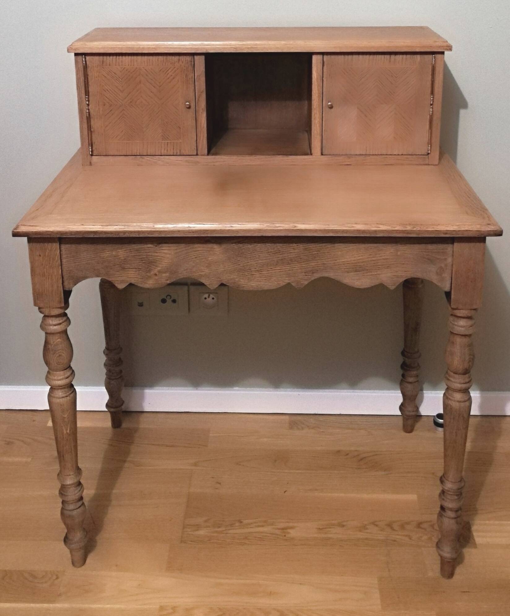 Oak secretary desk or tiered desk