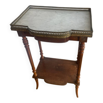 Petite table style Louis XVI