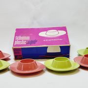6 vintage plastic egg cups 1960s Schumm Plastic Style new in box