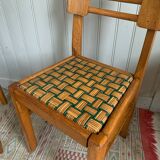 Paire de chaises style Pierre Cruege