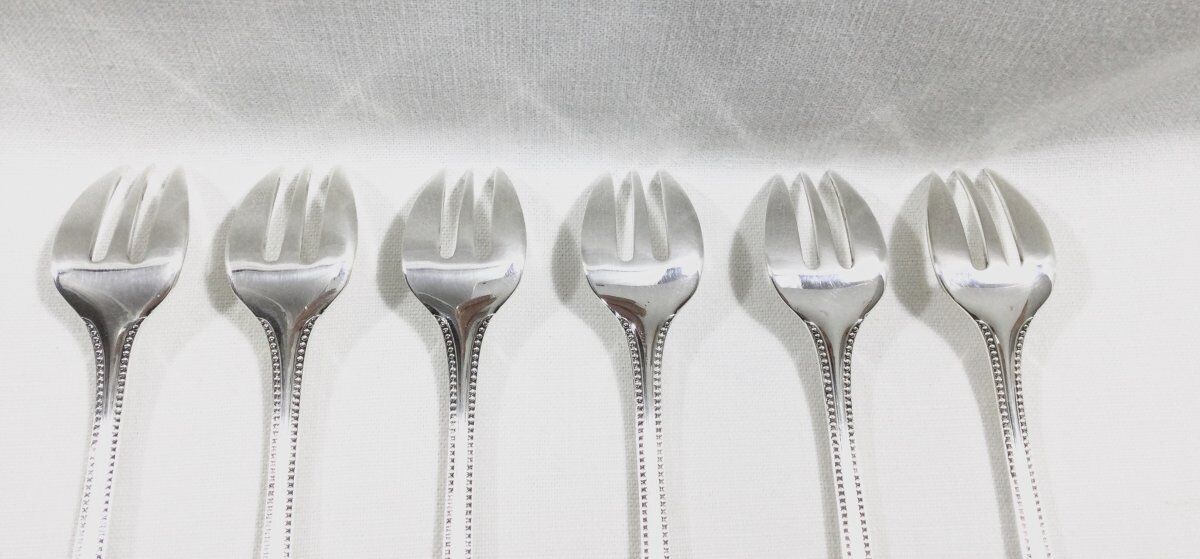 Pearl oyster forks, Christofle