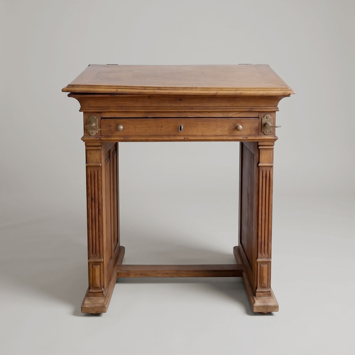 Bureau en bois