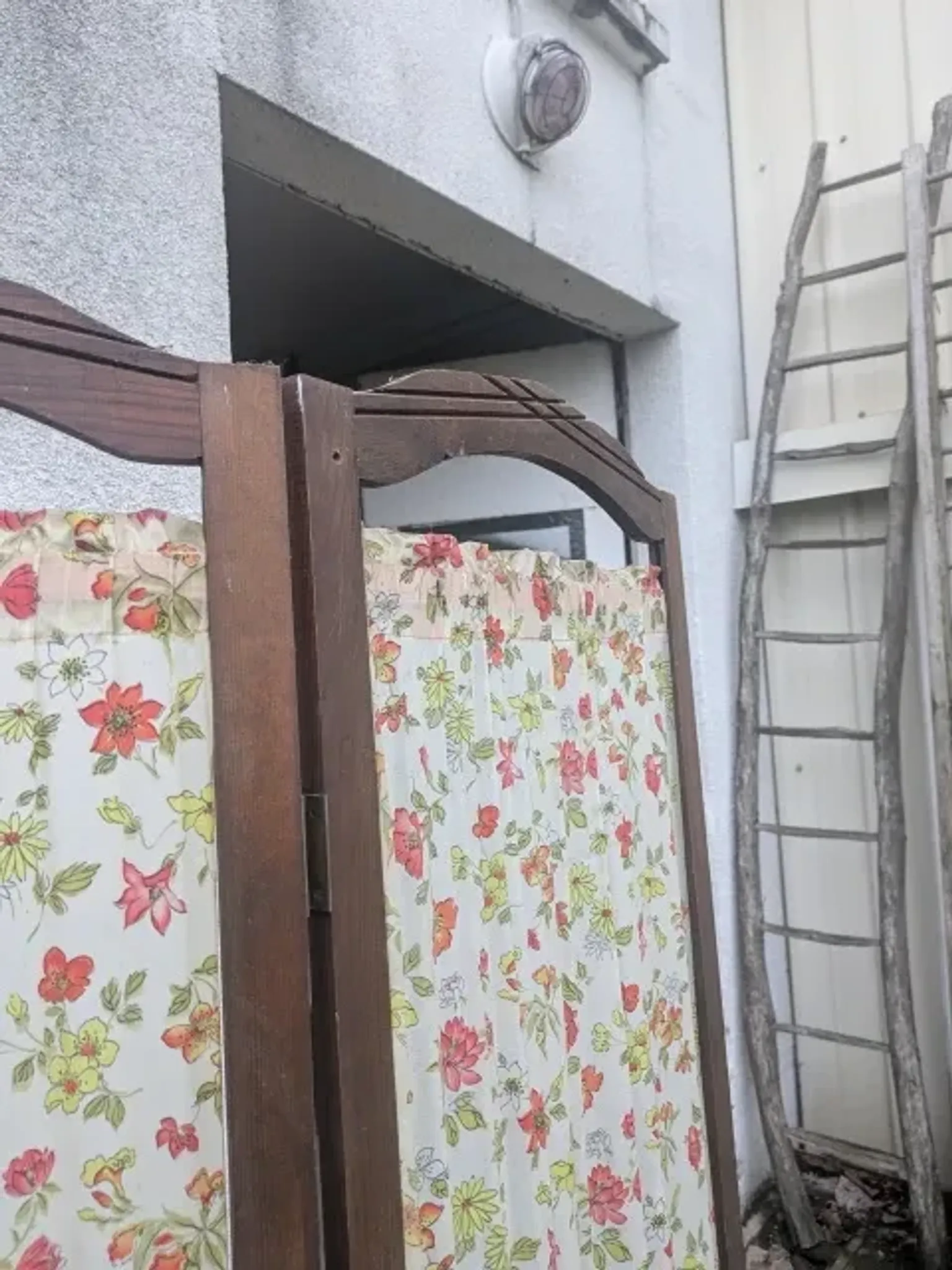Screen