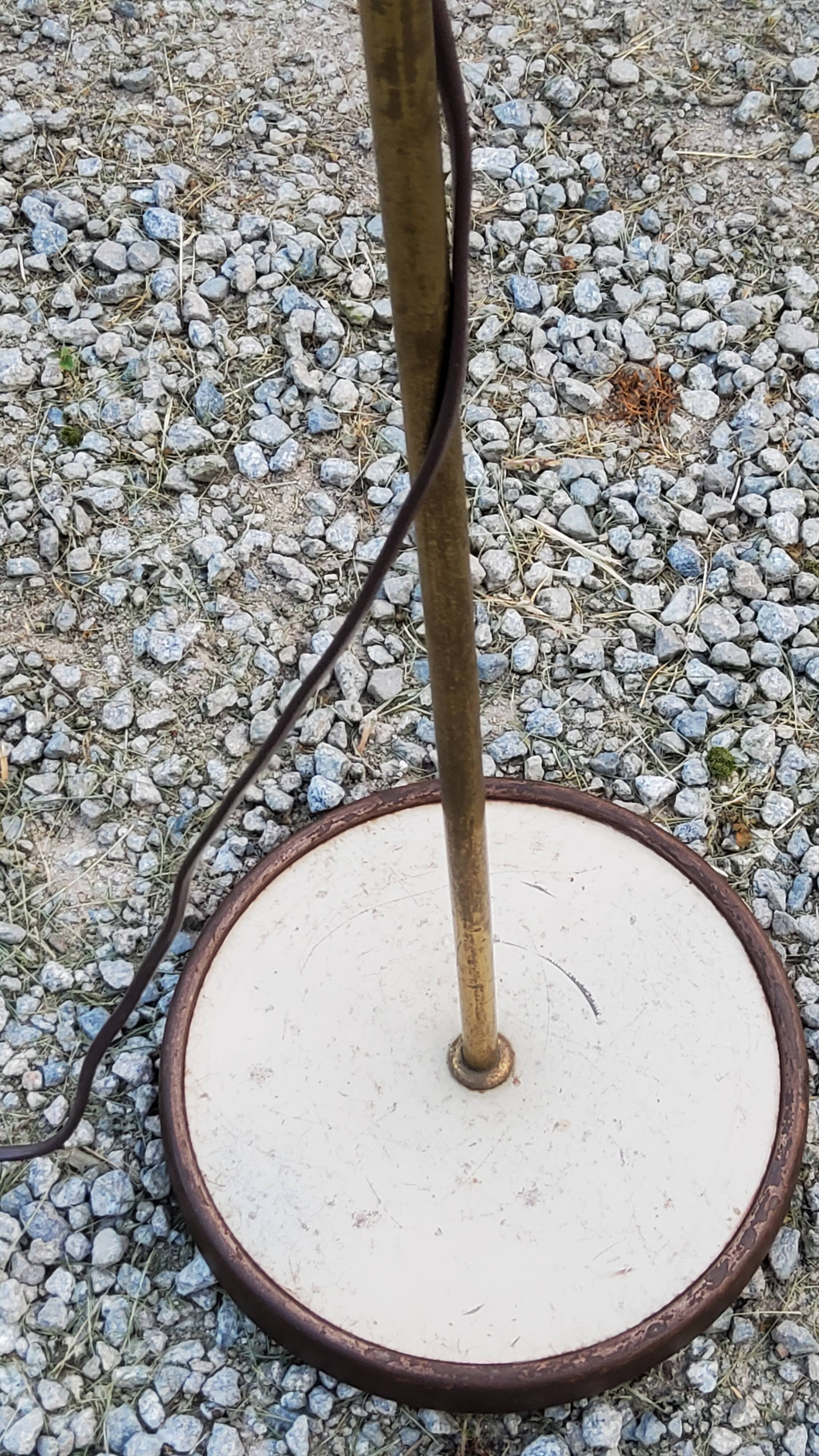 Floor lamp of the 70s in gilded brass lacquered beige metal and brown plastic 2 spots