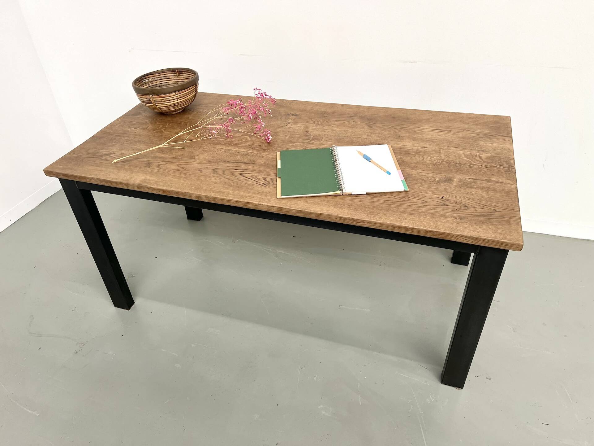 Solid oak dining table from the 70s with metal legs