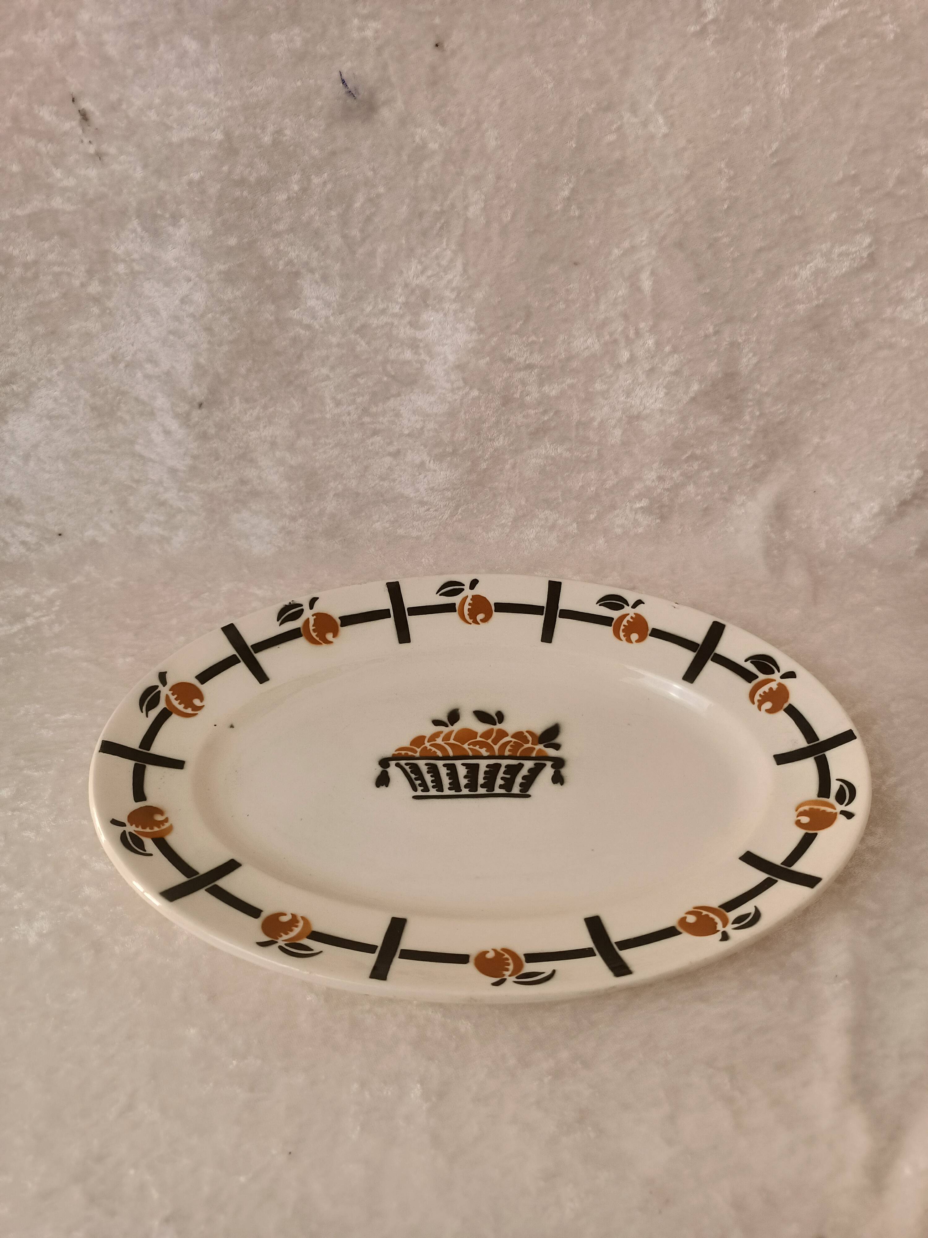 Plat ovale Panier d'abricots Badonviller