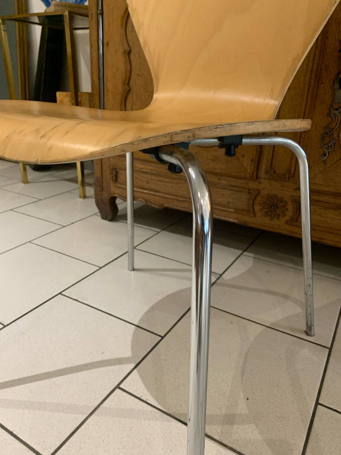 4 vintage chairs