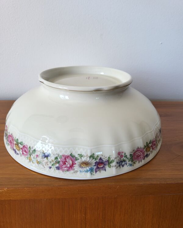 Limoges Bernardaud. Plat Rond Saladier en porcelaine