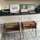 Deux tables de chevet