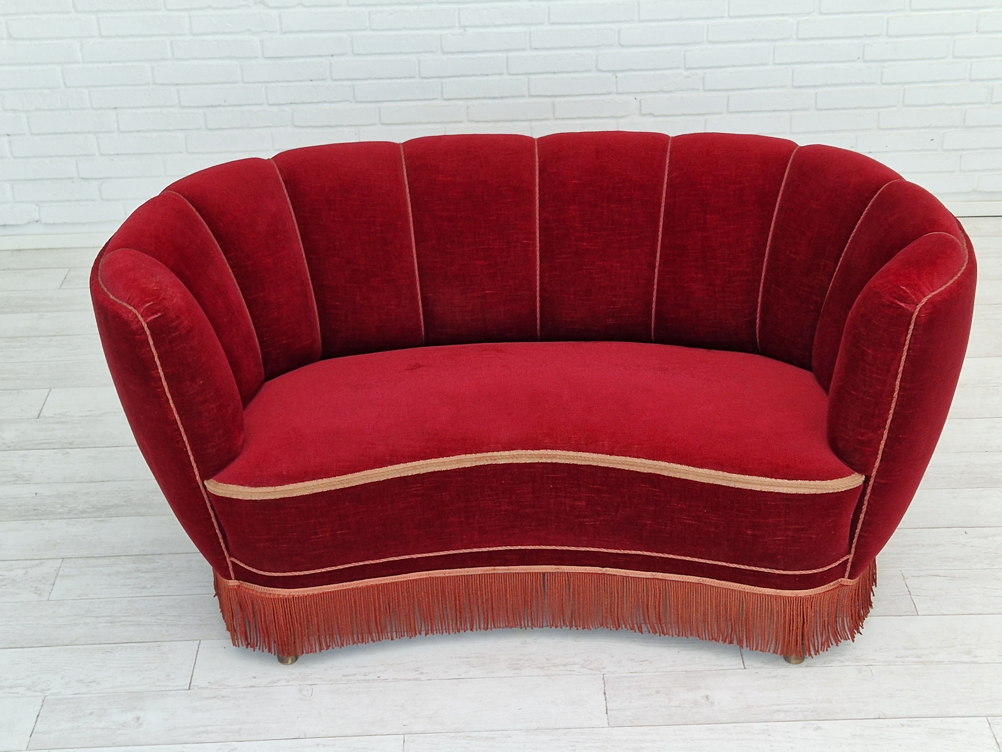 1960s danish vintage 2 seater "banana" sofa