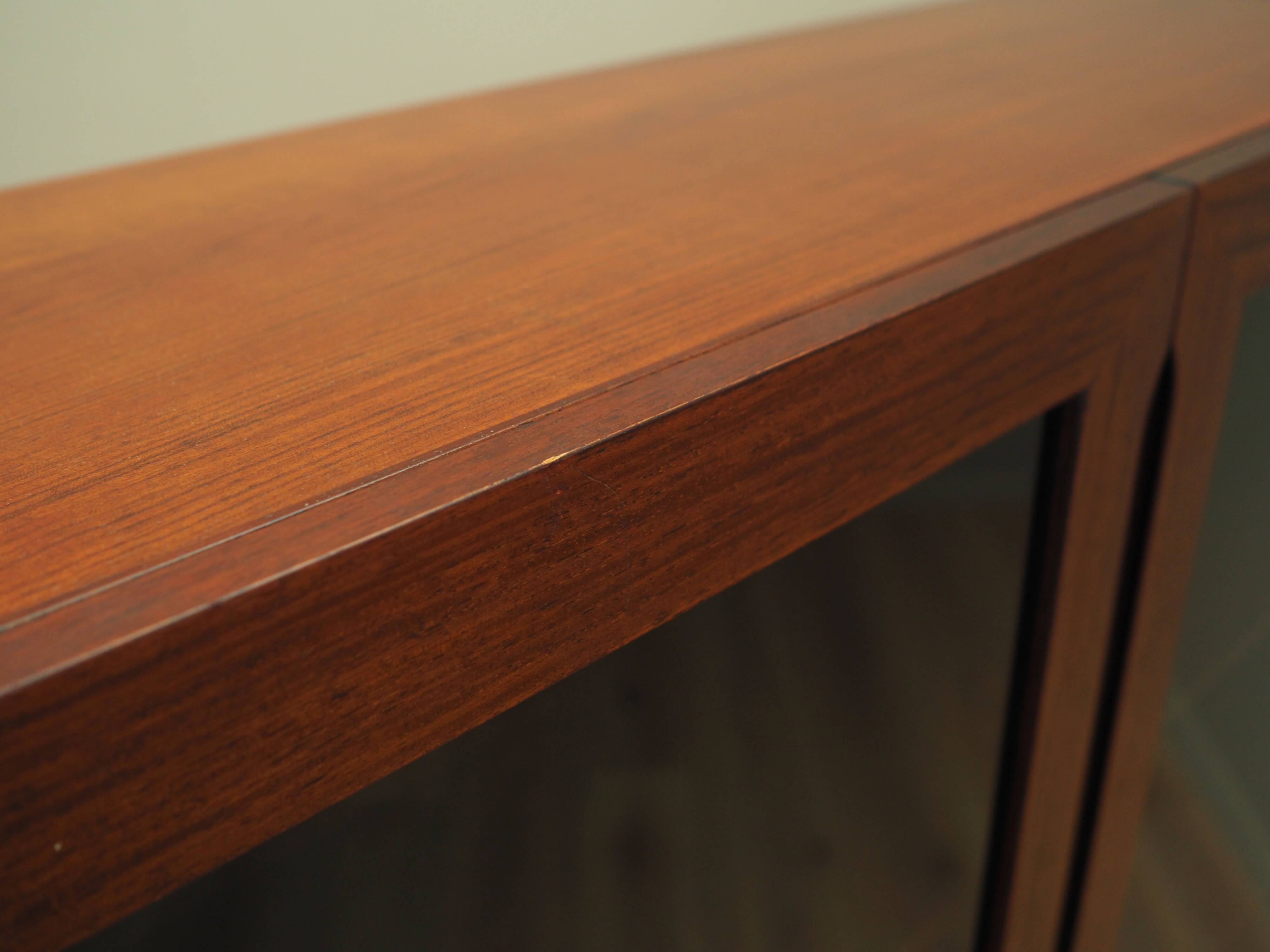 Mahogany showcase, Danish design, 1970s, production: Denmark