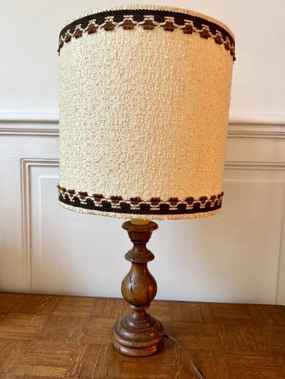 Large lamp with a turned wooden base