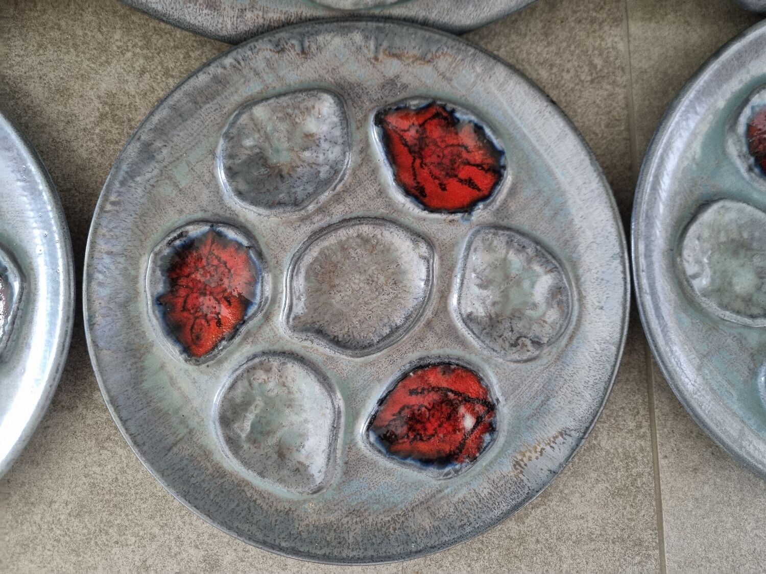 6 stoneware oil plates