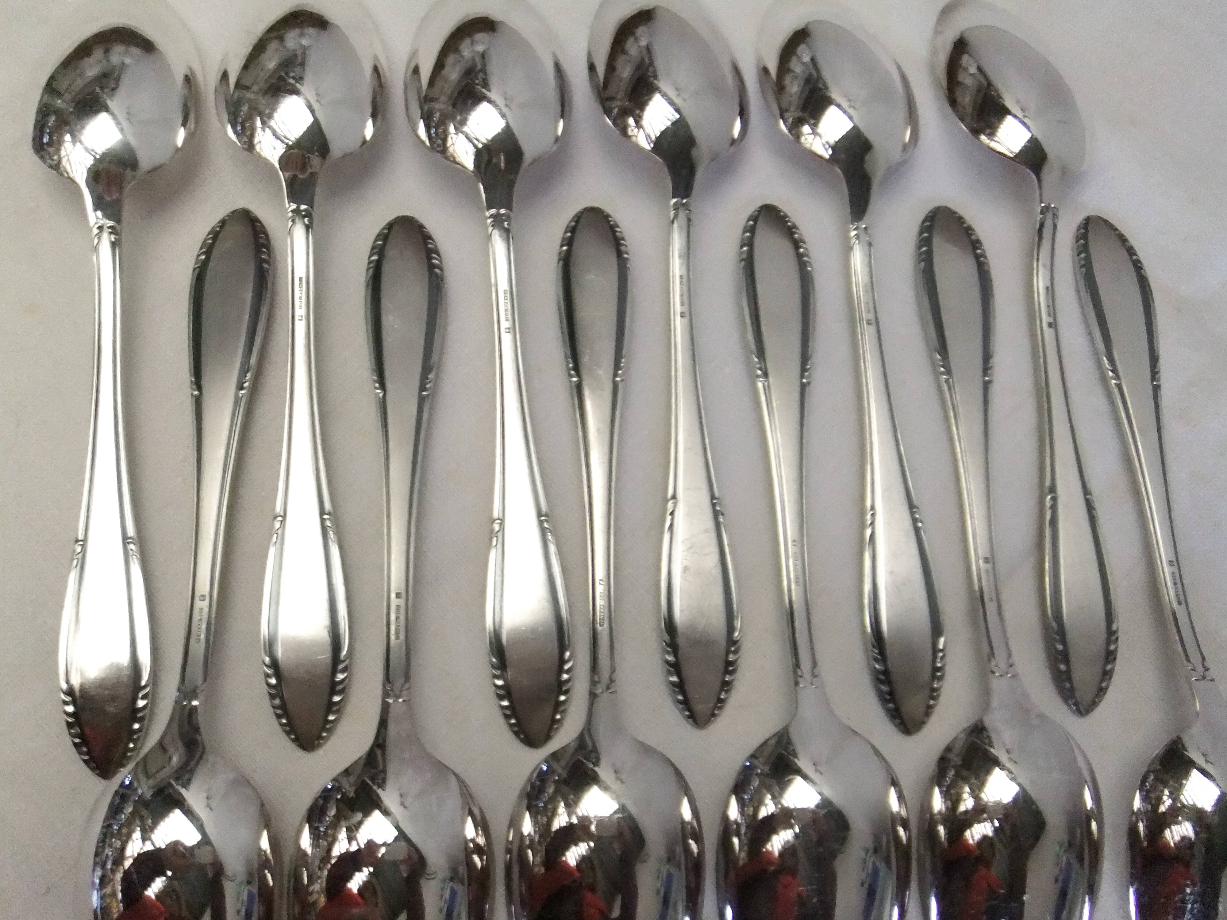 Silver plated metal spoons net service cutlery goldsmith Reneka soup