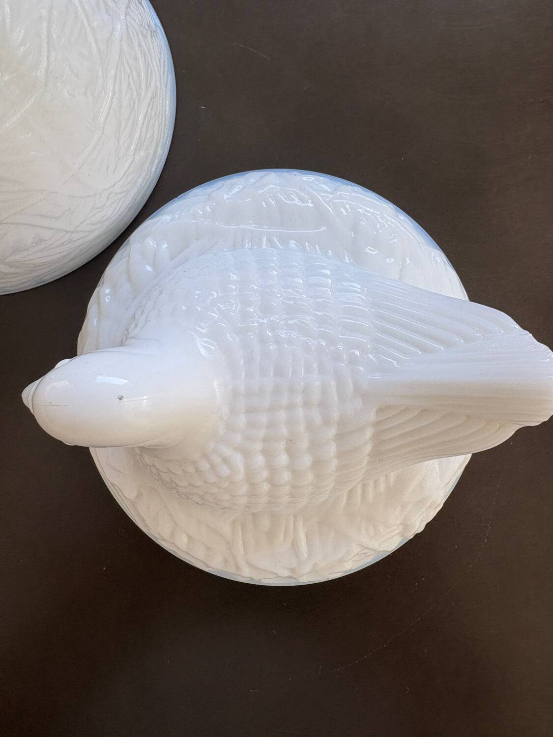 Boîte poule en opaline