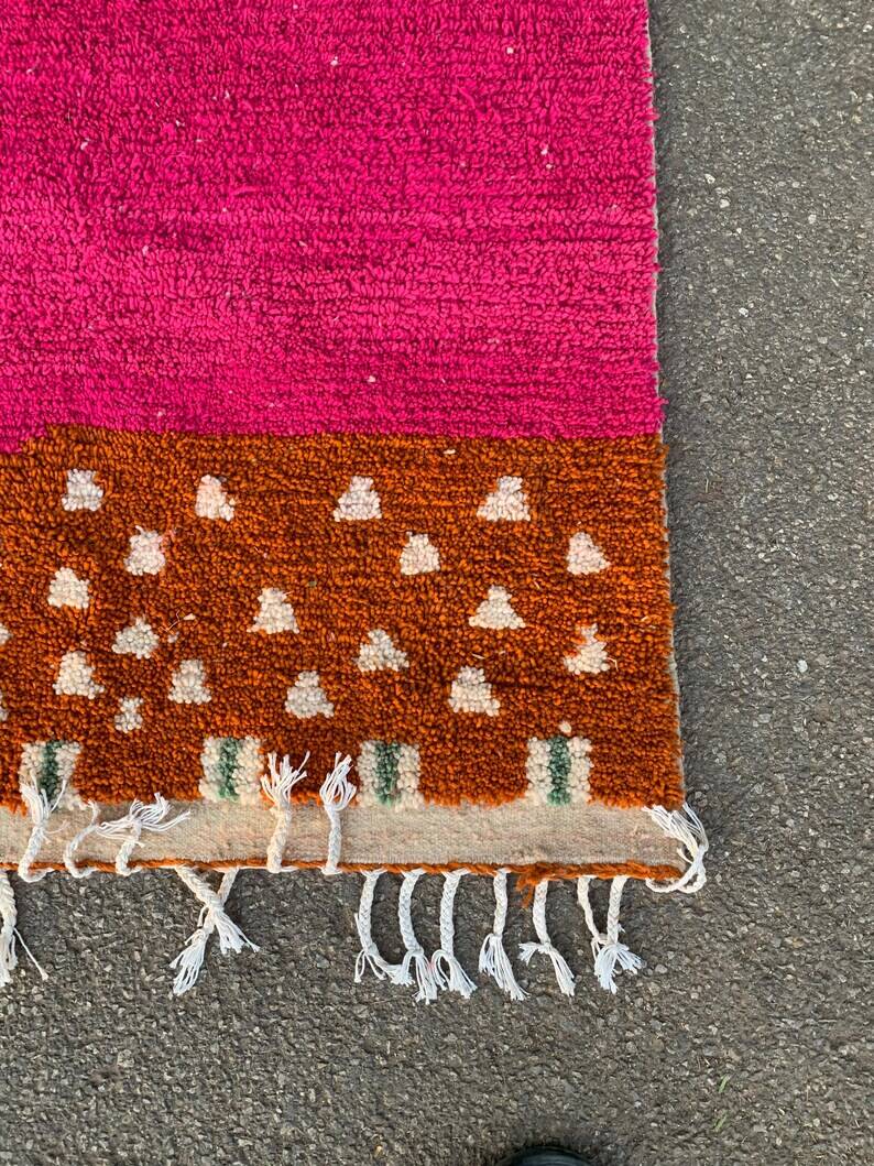 Handcrafted Berber rug, traditionally made, size 250 x 250 cm