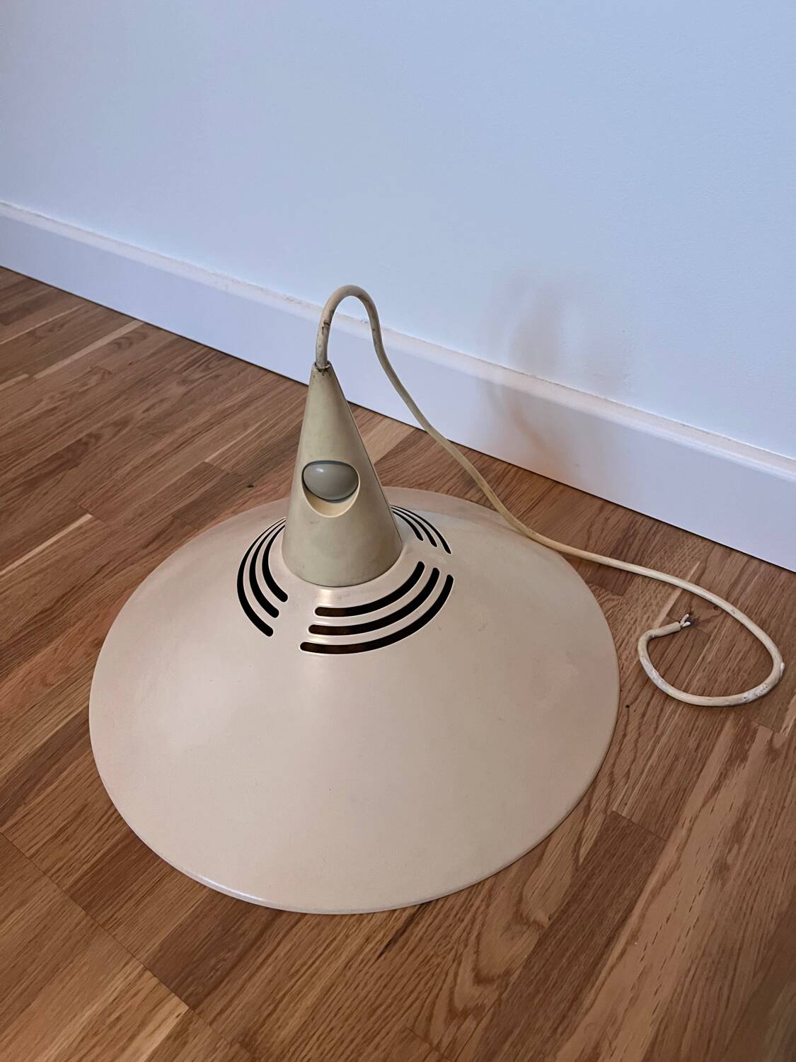 Beige metal pendant light, 1980s