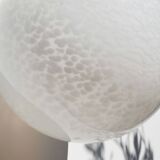 Clichy glass ball suspension