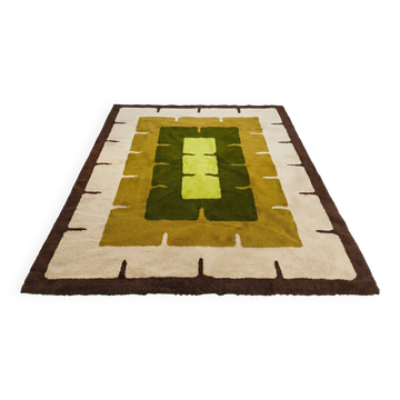 1970s gorgeous geometric space age rug in wool. Made in Italy