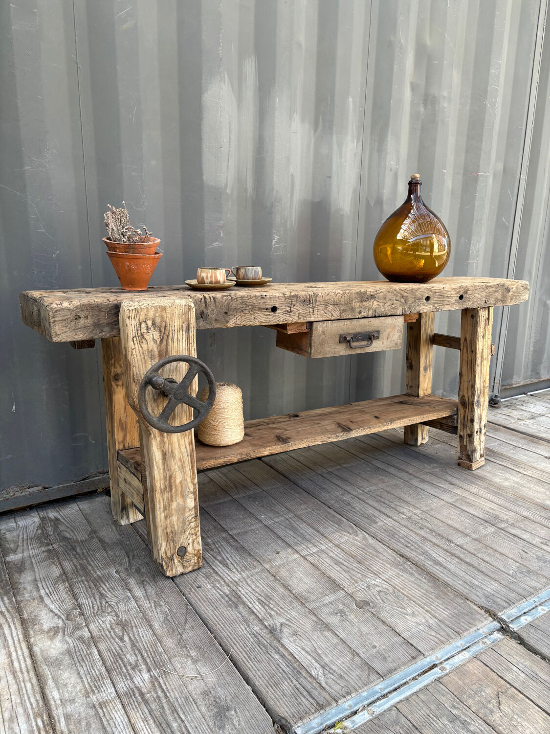 Woodworking bench