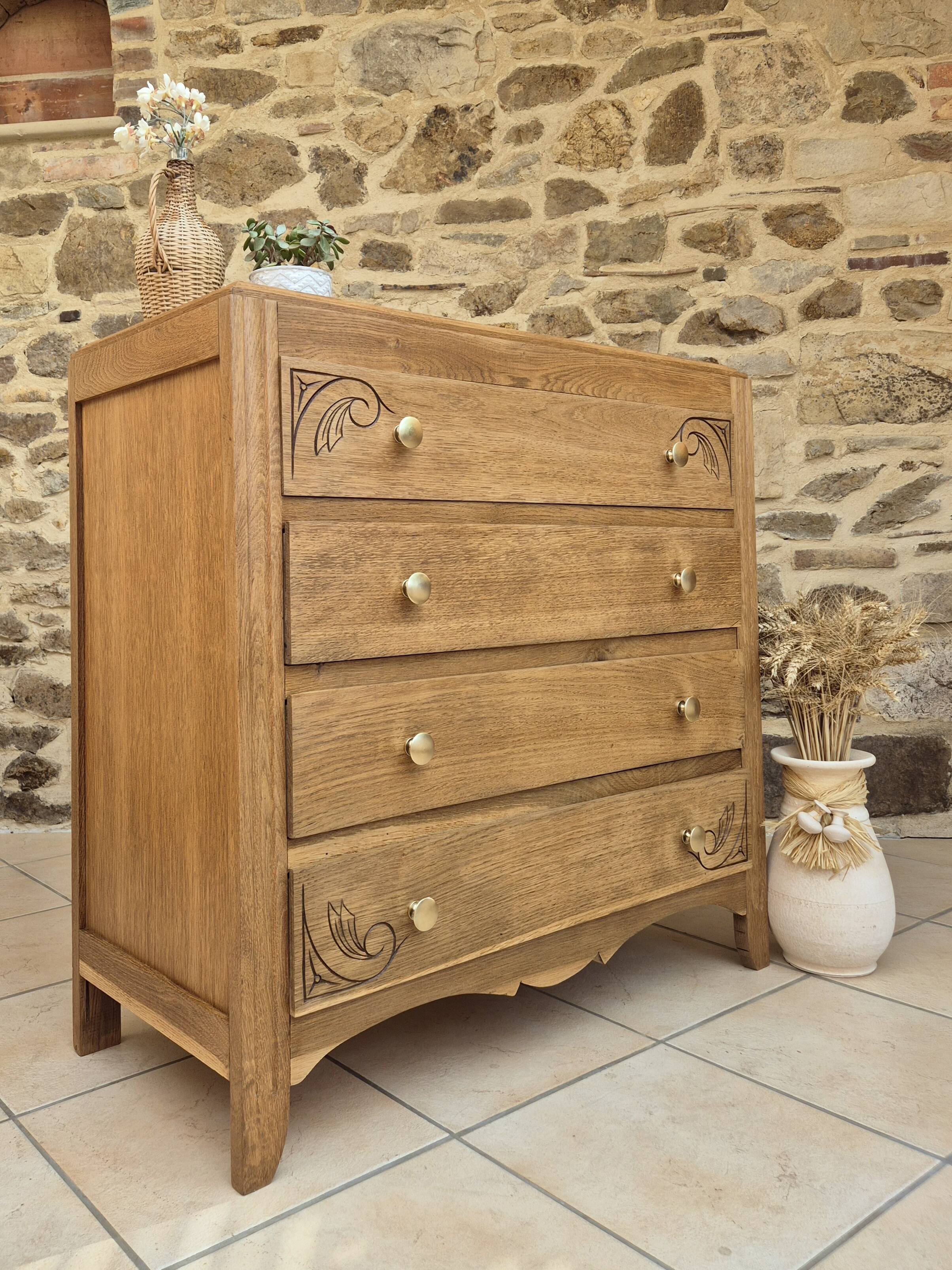 Art Deco chest of drawers