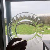 Duralex dessert plates in the shape of a daisy flower, transparent glass