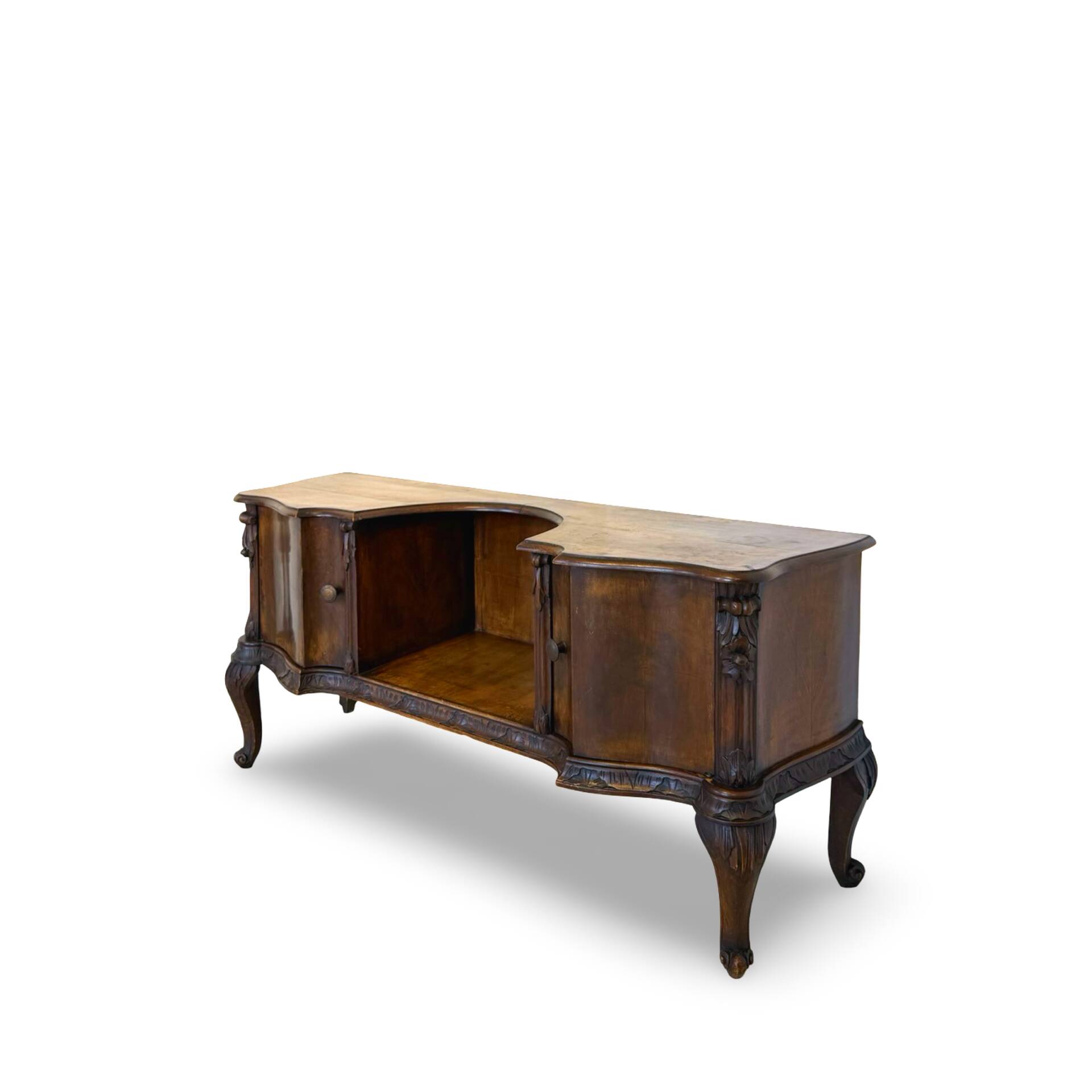 Italian console/petinus from the 1930s.