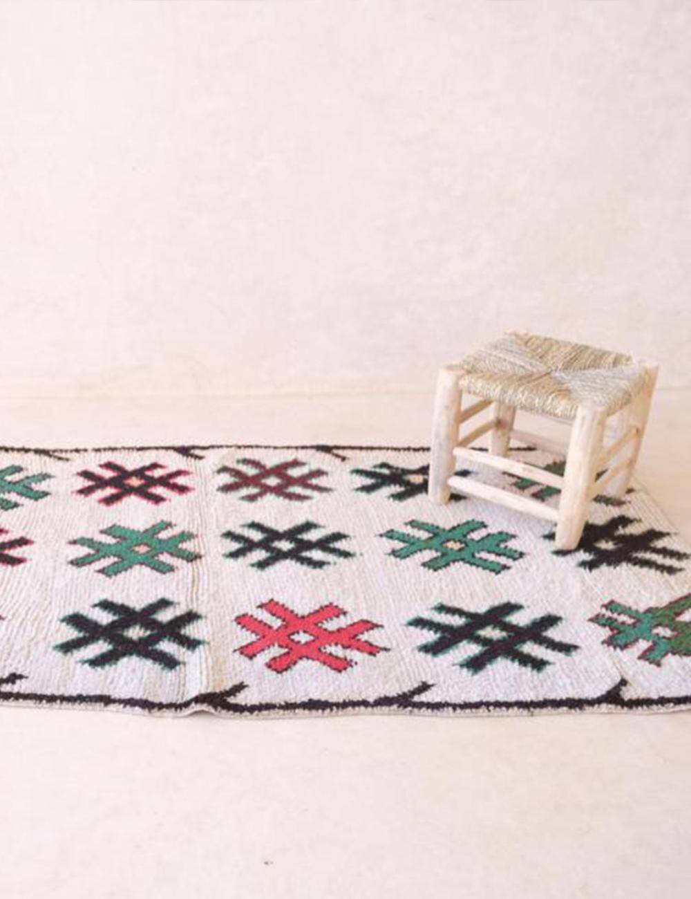 Small Vintage Berber Rug - 177 x 88 cm