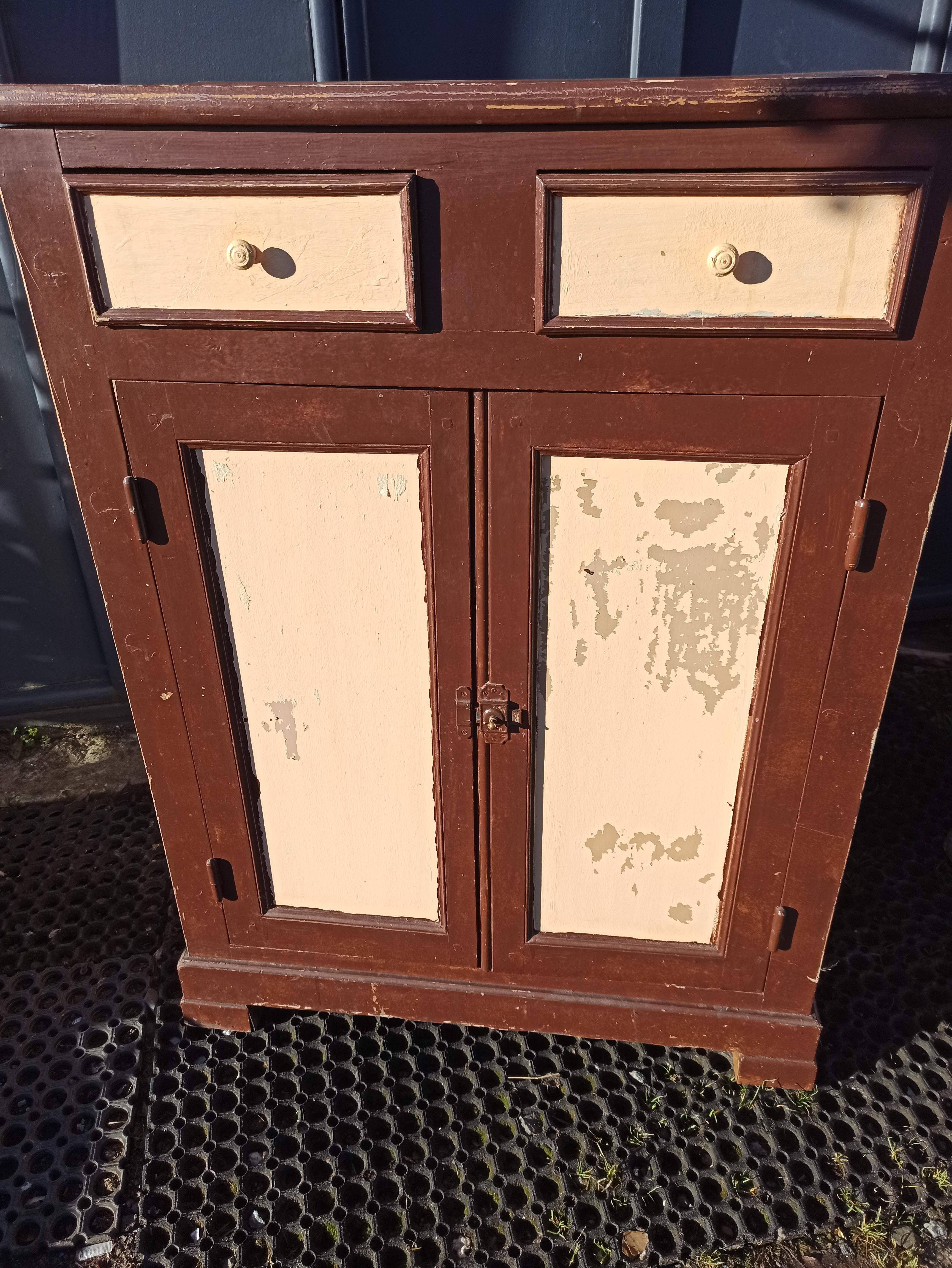 Low Parisian buffet Solid support height two doors 2 drawers