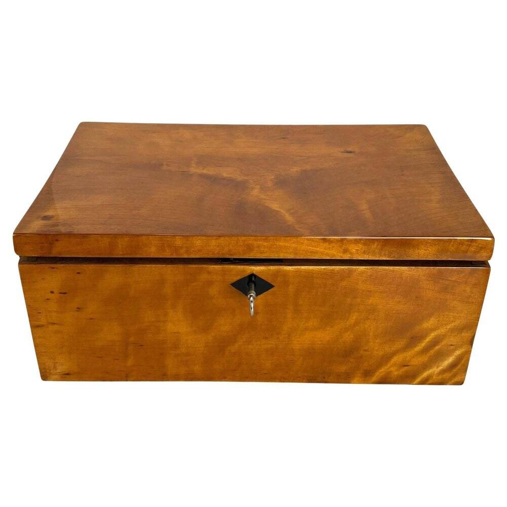 Late Biedermeier Box in Solid Birch, Northern Germany, 1840
