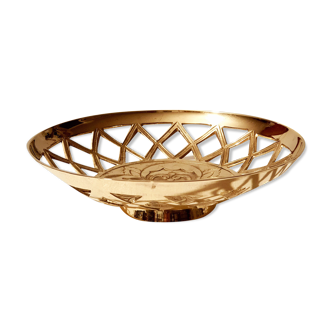 Cup in vintage brass