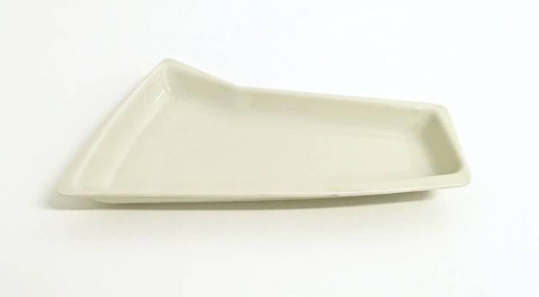 Vintage White Lacquered Ceramic Ashtray -Vide Poche by Antonia Campi for Verbano