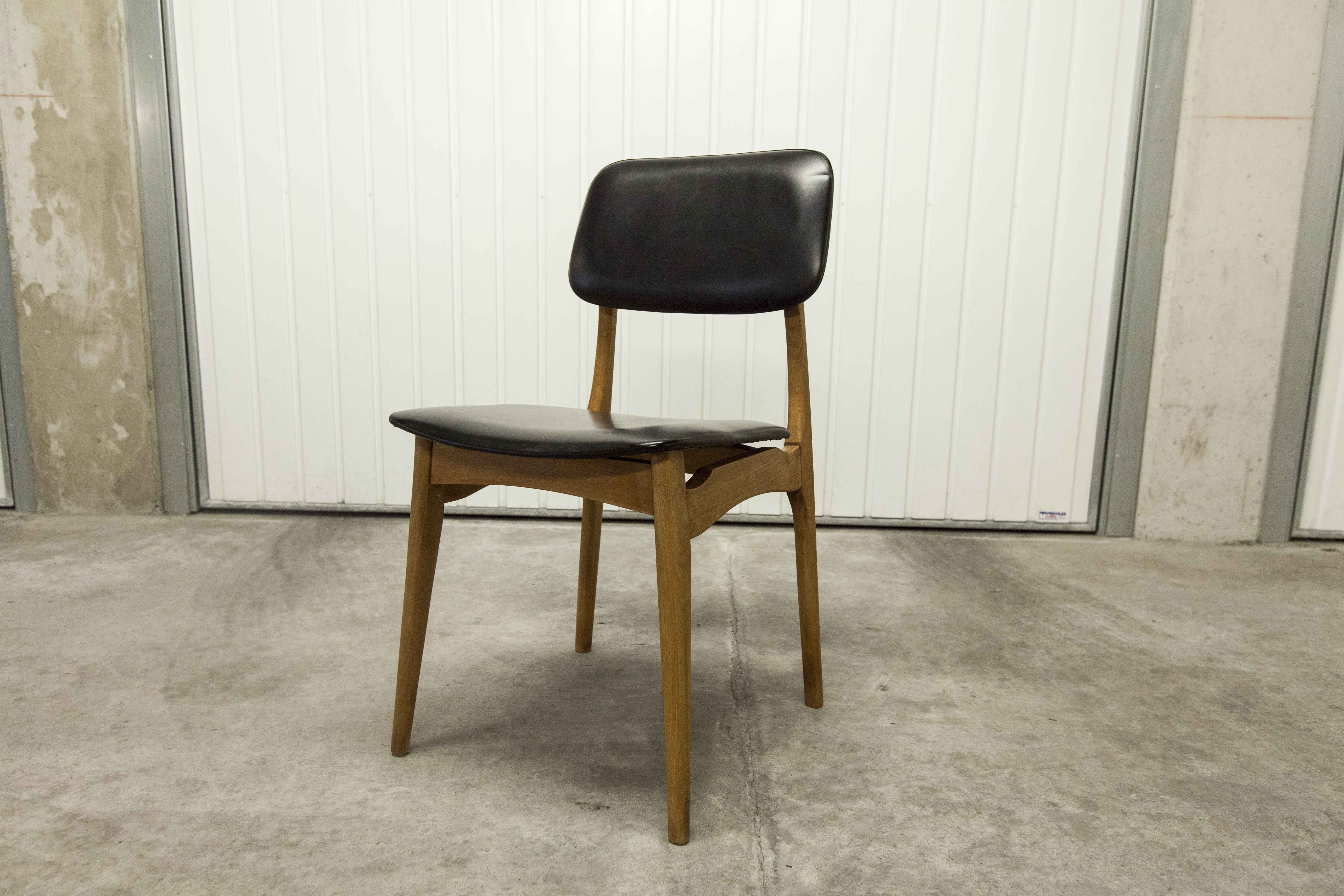 Scandinavian chair 1960 skai black