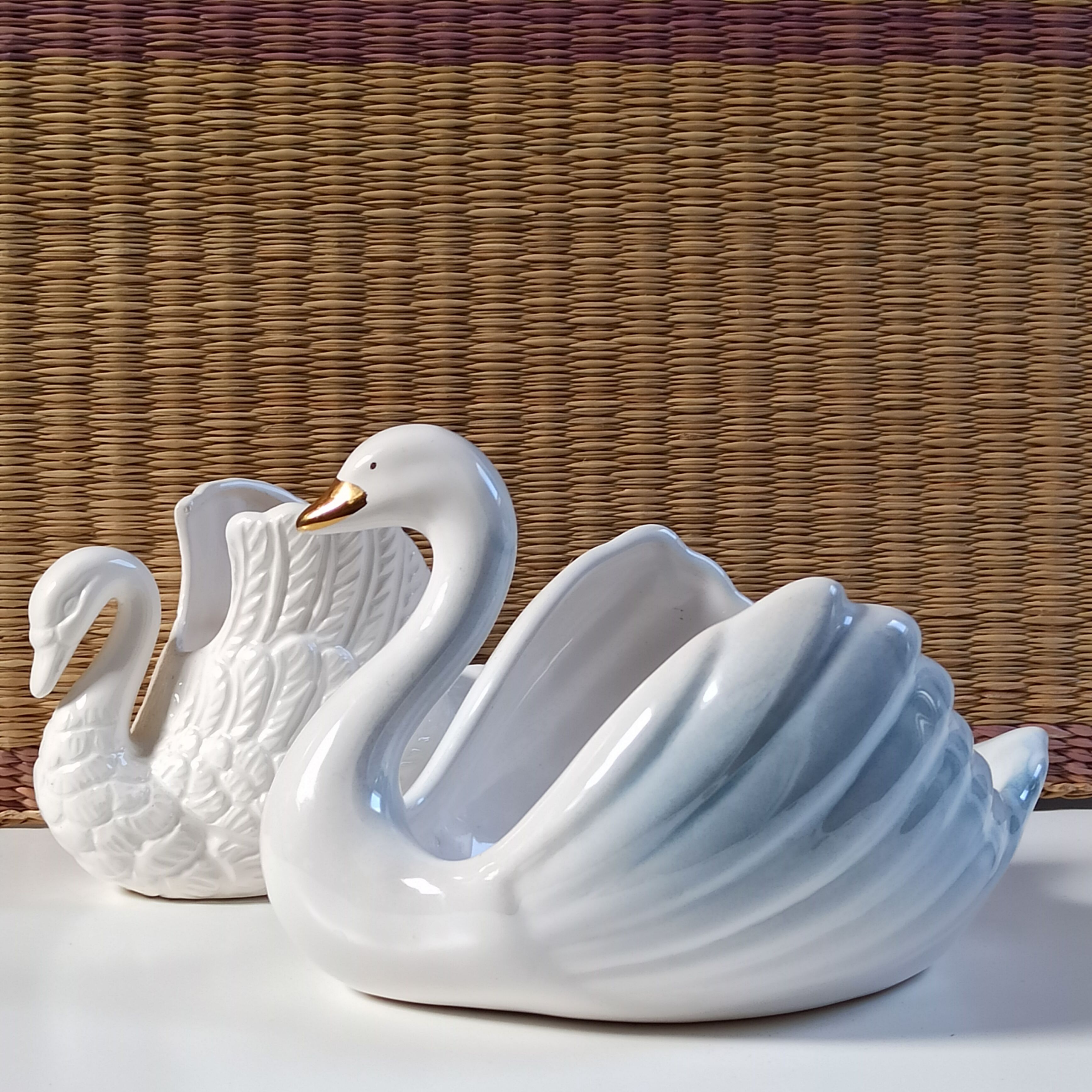 Vintage ceramic swans 80s
