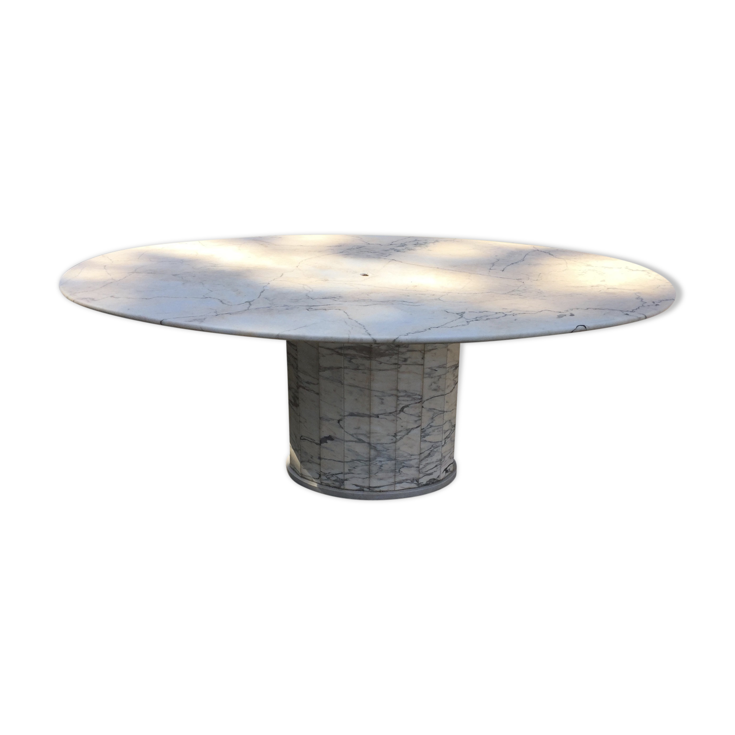 Marble oval table