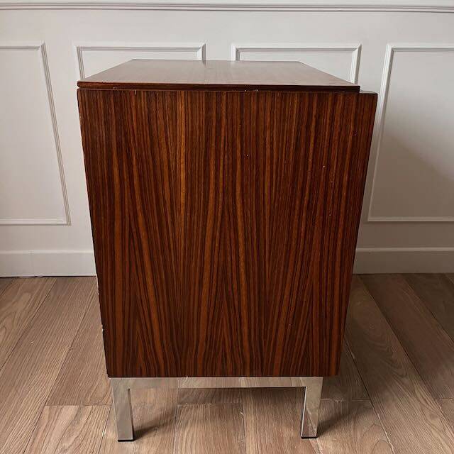 Meuble de rangement teck et chrome
