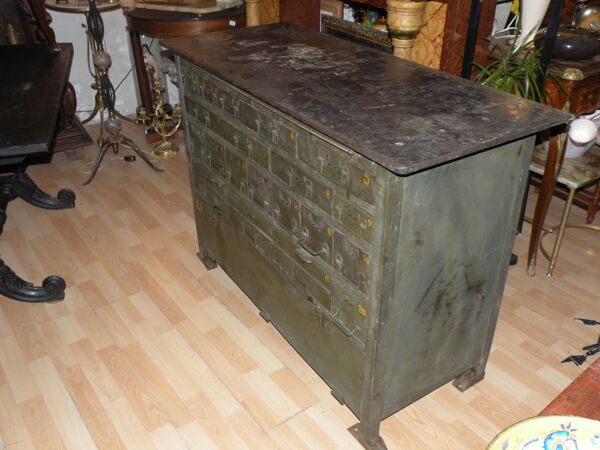 Meuble métal d'atelier camion gmc cckw 353, us army 2eme guerre mondiale 1941/ 1945