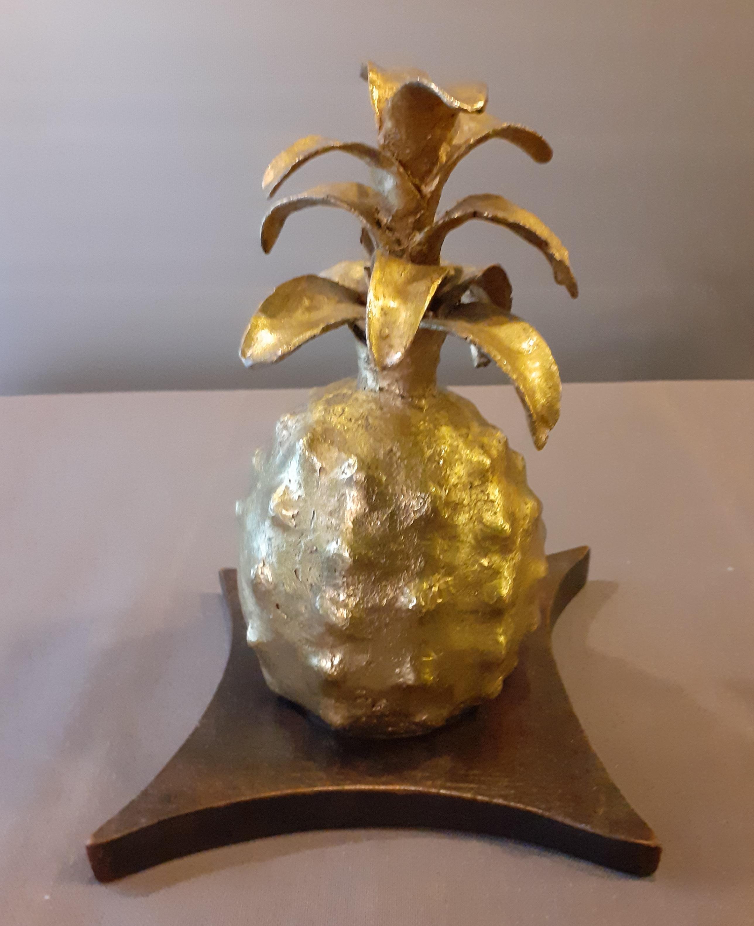 Bloc porte anans en bronze et en bois