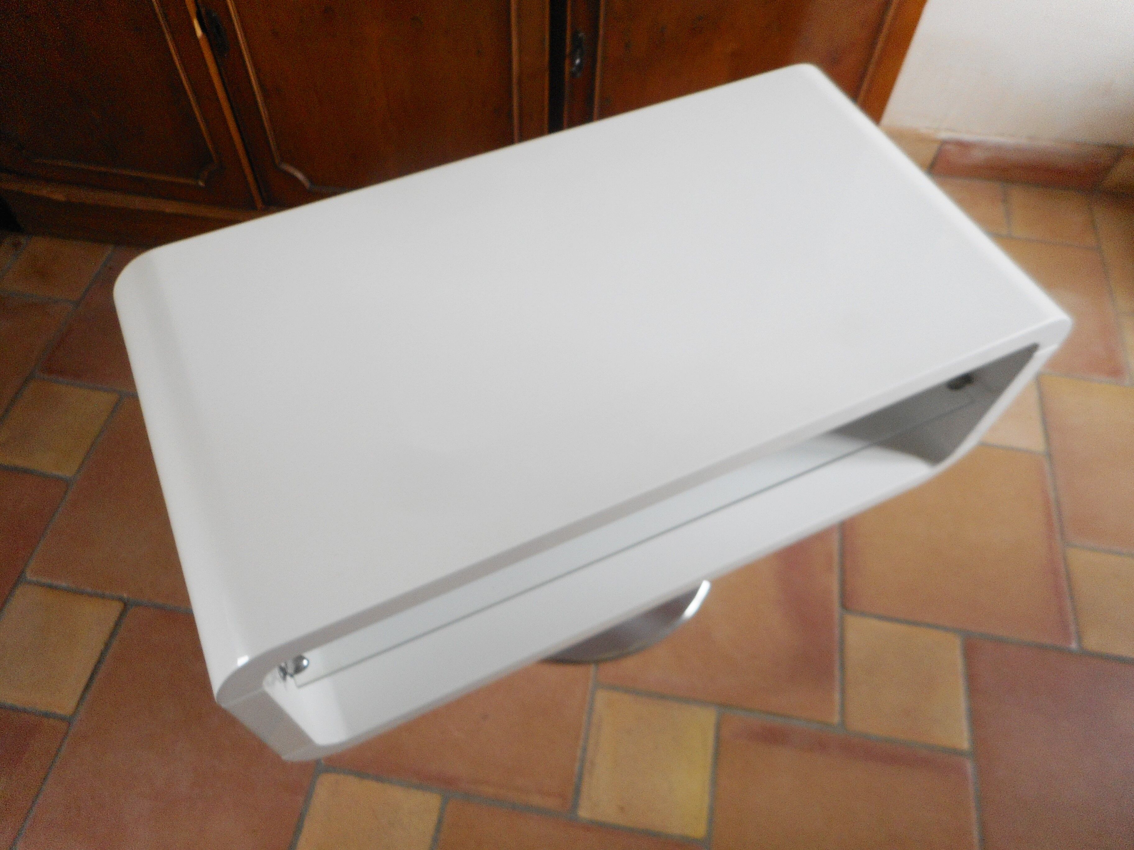 Meuble table  tv pied tulipe