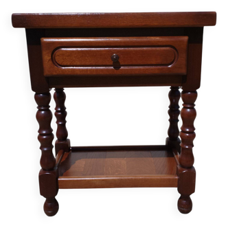 Table de chevet avec tiroir