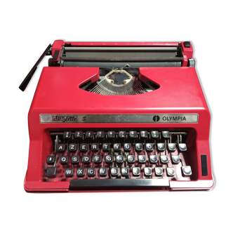 Typewriter Olympia Dactylette S
