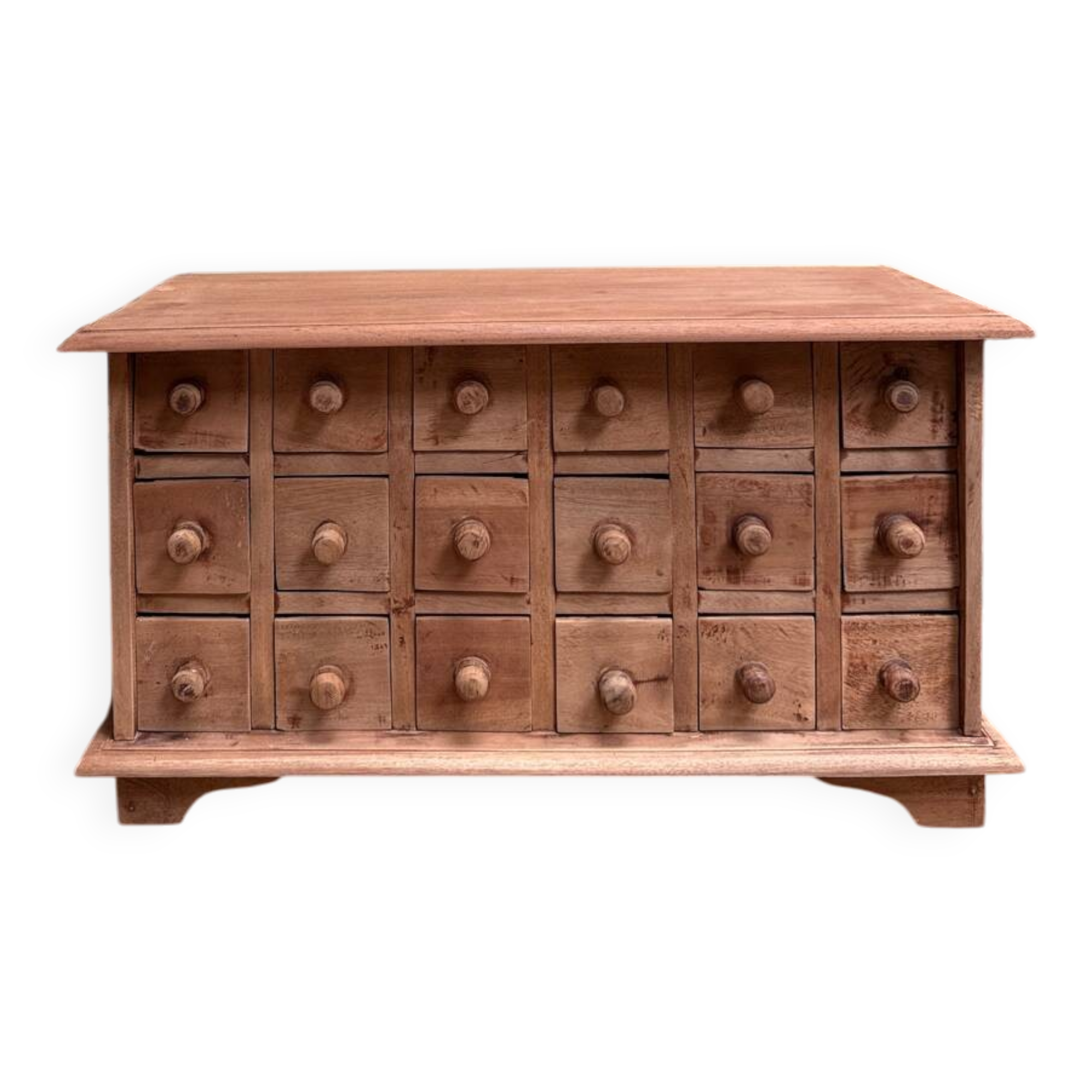 Small vintage drawer cabinet