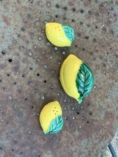 Salt and mustard pots, ceramic lemons, barbotine Vallauris.